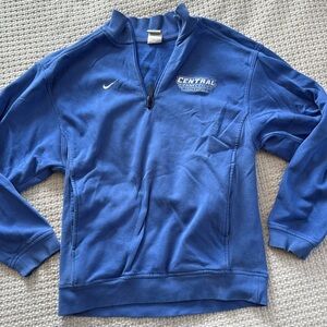 EUC Men’s XS 1/4 zip sweatshirt Central Connecticut logo